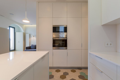 Flatmate Apartment by Nook Architects