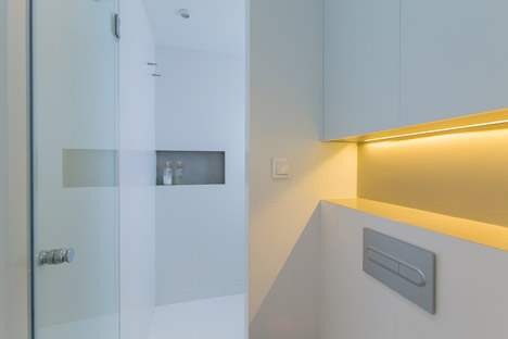 Flatmate Apartment by Nook Architects