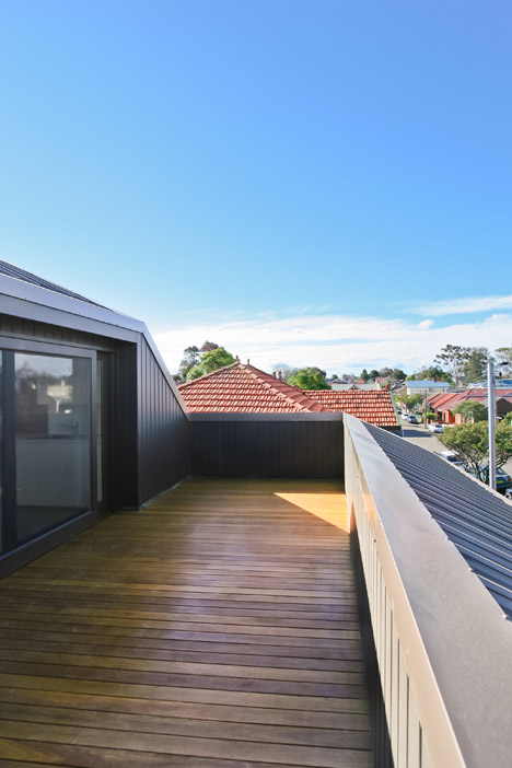 Five Courts House by Matthew Gribben Architecture