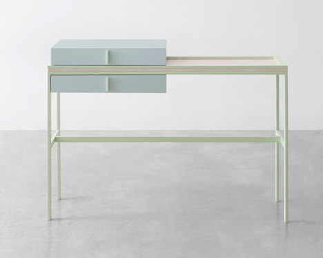 Flamingo console by Marco Guazzini