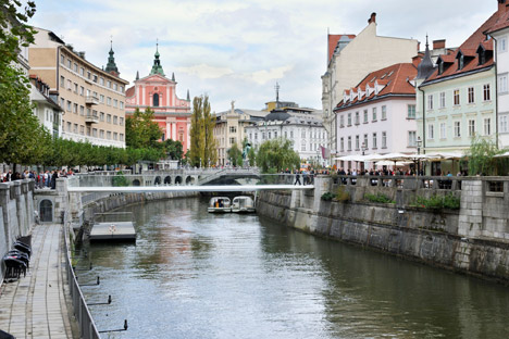 Footbridge Ribja Brv in Ljubljana by Arhitektura d.o.o.