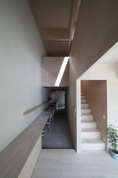 House in Hanekita by Katsutoshi Sasaki