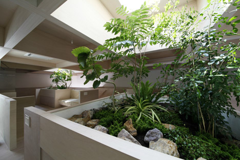 House in Hanekita by Katsutoshi Sasaki