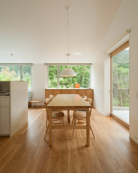 House in Nagatoro by Case-Real