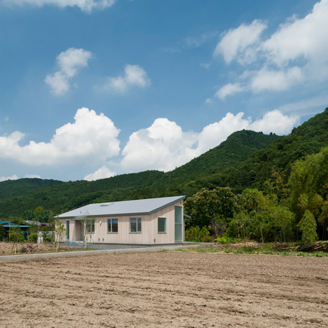 House in Nagatoro by Case-Real
