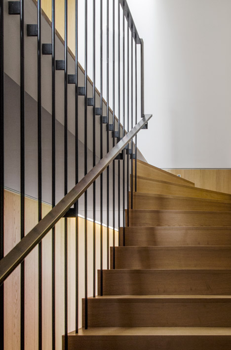 House in Oxfordshire by Peter Feeny Architects