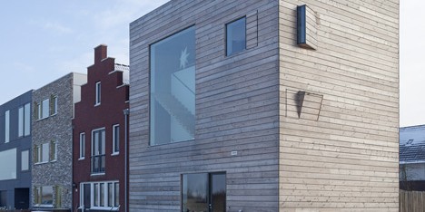 70F Architecture completes a pair of matching homes for a brother and sister