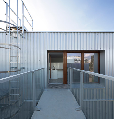 Housing in Nanterre by CFA