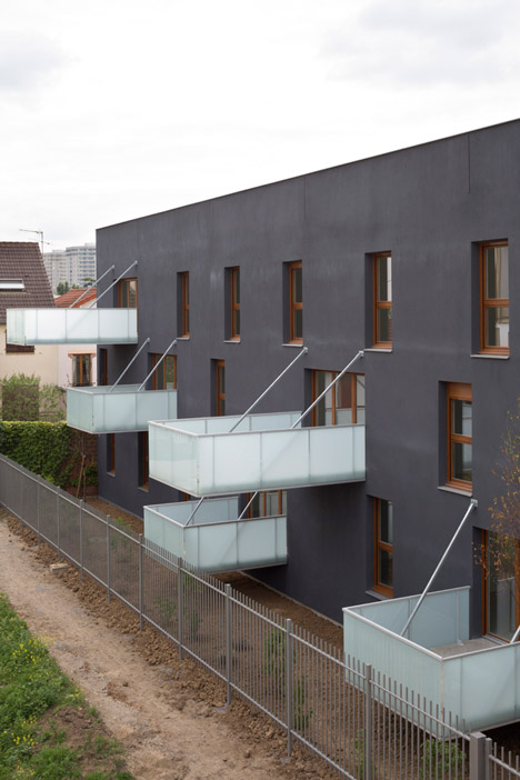 Housing in Nanterre by CFA