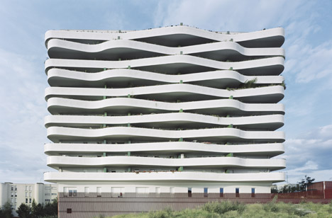 Housing by ECDM Architectes