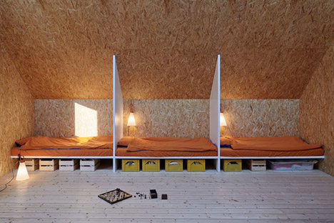 Husaro_House_by_Tham_and_Videgard_dezeen_0_1000