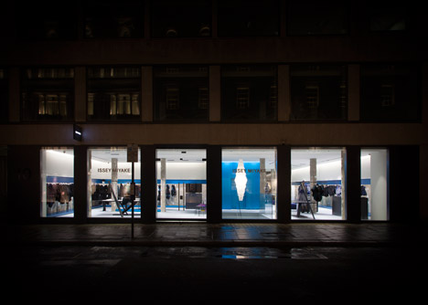 Issey Miyake store by Tokujin Yoshioka