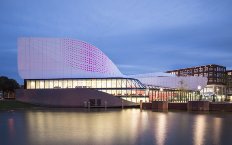Theatre de Stoep by UNStudio