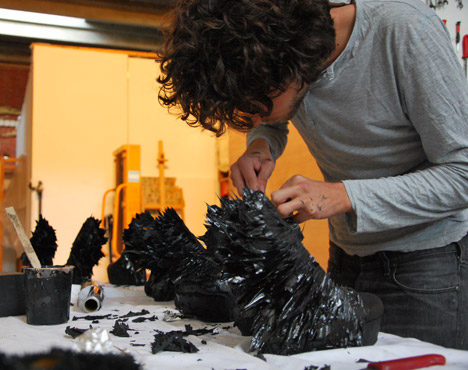 Jolan van der Wiel magnetic shoes for Iris van Herpen