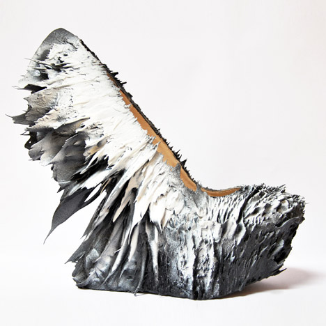 Jolan van der Wiel magnetic shoes for Iris van Herpen