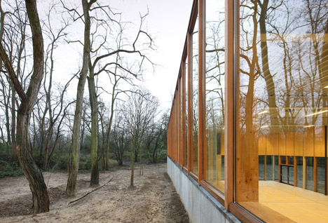KAU Gymnasium by URA