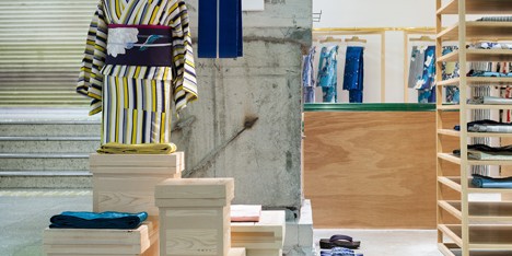 Kimono store in Kobe by Yusuke Seki