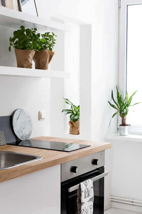 Llot Llov apartment in Berlin by Fantastic Frank