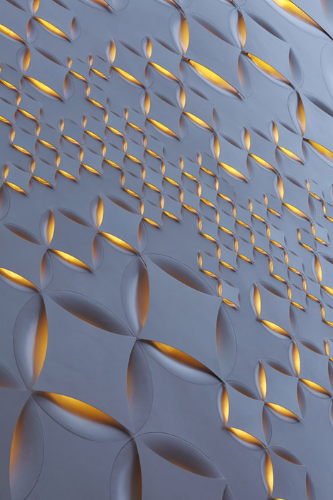 Louis Vuitton Tokyo by Aoki Jun
