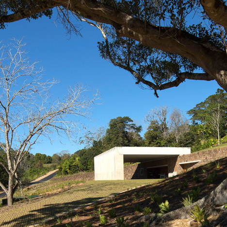Lune-de-Sang-Sheds-by-CHROFI_1_dezeen_468_11