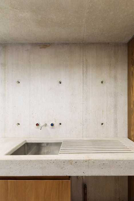 Lune-de-Sang-Sheds-by-CHROFI_1_dezeen_468_14