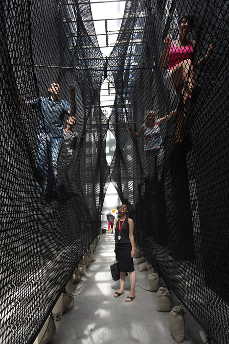 Net Linz OK center for contemporary art Numen/For Use
