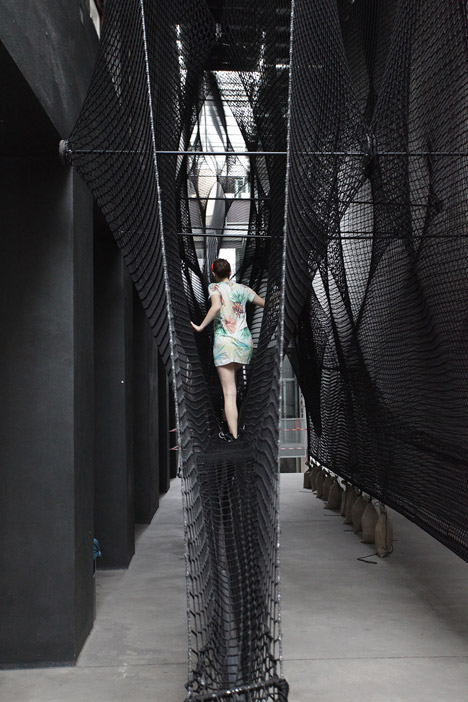 Net Linz OK center for contemporary art Numen/For Use