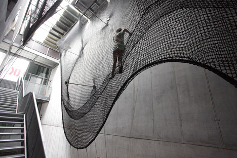 Net Linz OK center for contemporary art Numen/For Use