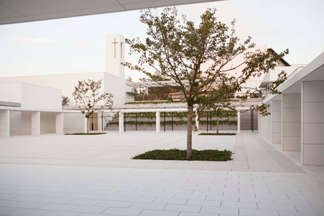 Padre Rubinos Complex by Elsa Urquijo