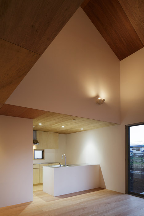 Quad House by architecture atelier akio takatsuka