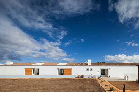 Rural Tourism in Odemira by [i]da arquitectos