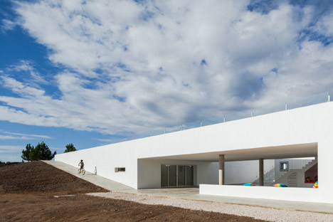 Rural Tourism in Odemira by [i]da arquitectos