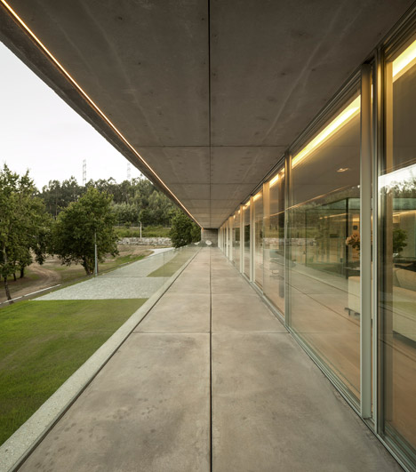 Casa de Sambade by Spaceworkers