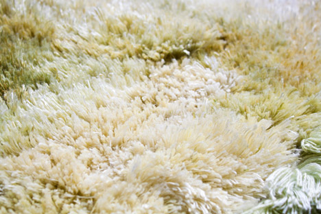 Sea Me algae rug by Studio Nienke Hoogvliet