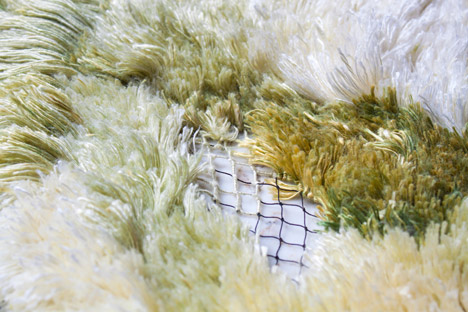 Sea Me algae rug by Studio Nienke Hoogvliet