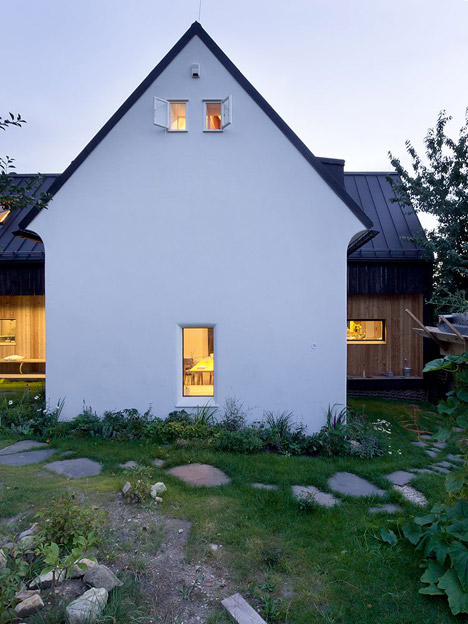 Studio_and_House_in_Prague_by_A1Architects_dezeen_468_6