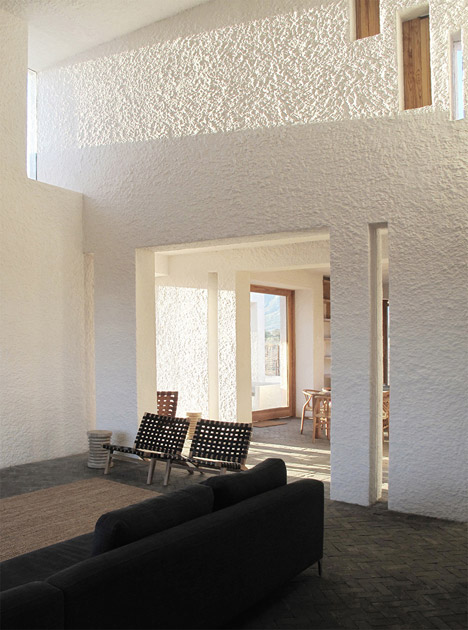 Swartberg house by Openstudio Architects