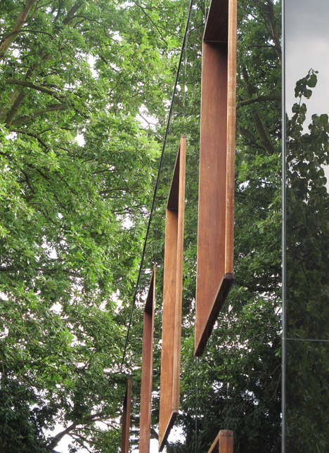 Sydenham house by Ian McChesney