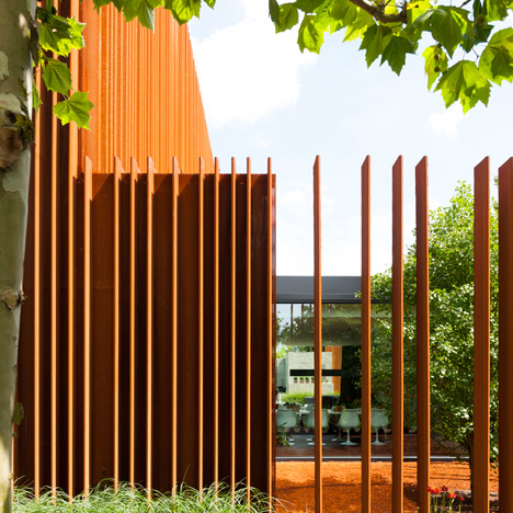 The-Corten-House-by-DMOA-architects_dezeen_468_4
