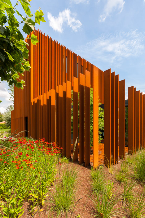 The Corten House by DMOA architects