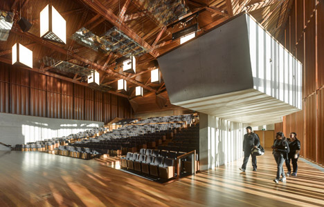 The University of Queensland's Advanced Engineering Building by Richard Kirk and Hassell