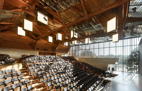 The University of Queensland's Advanced Engineering Building by Richard Kirk and Hassell