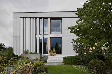 Villa MM by Feliz Architects