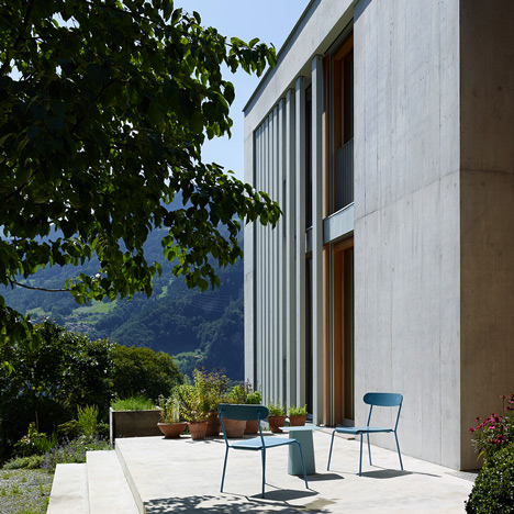 Villa MM by Feliz Architects