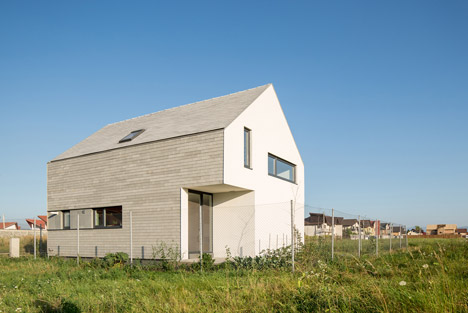 omHOUSE by insert studio
