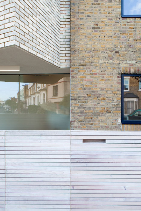 1050 Clonbrock Road by Lipton Plant Architects