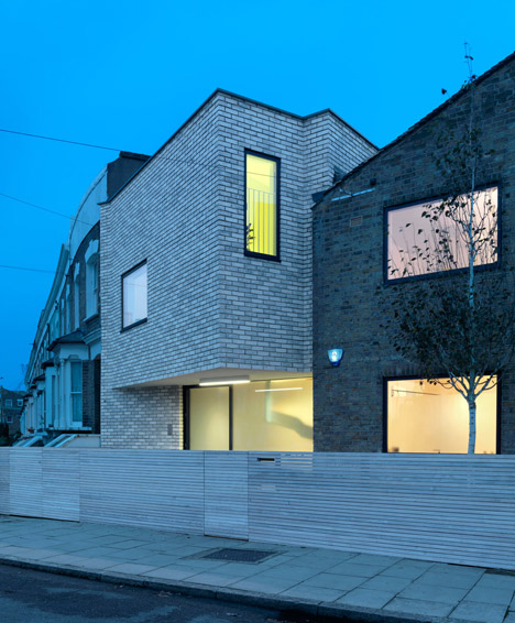 1050 Clonbrock Road by Lipton Plant Architects