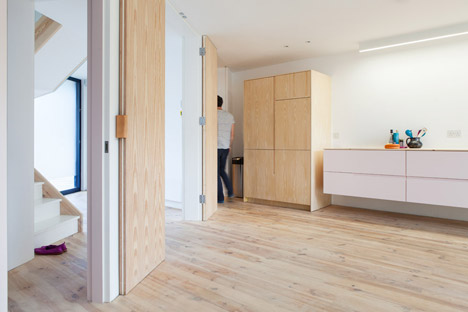 1050 Clonbrock Road by Lipton Plant Architects