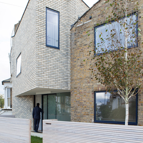 1050 Clonbrock Road by Lipton Plant Architects