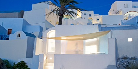 A Holiday House in Santorini Island by Alexandros Kapsimalis and Marianna Kapsimali